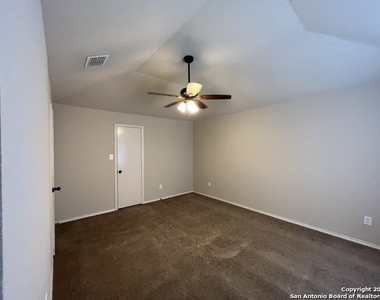 5515 Park Lk - Photo Thumbnail 22