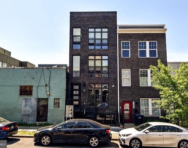 1611 Levis Street Ne - Photo Thumbnail 2