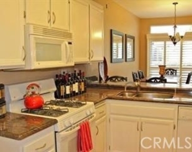 28192 Newport Way - Photo Thumbnail 6