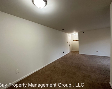 12 Cloverwood Ct Unit 202 - Photo Thumbnail 11