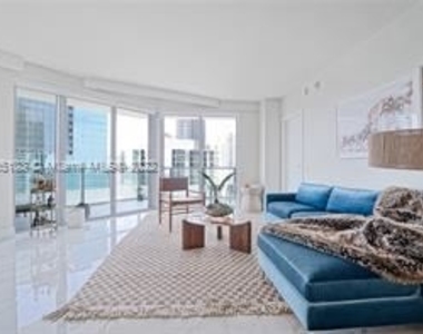 1300 Brickell Bay Dr Apt 3201 - Photo Thumbnail 1