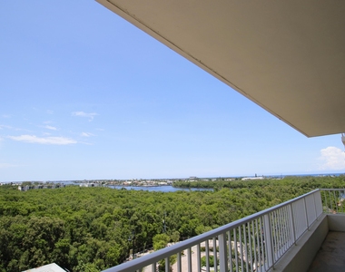 700 E Boynton Beach Boulevard - Photo Thumbnail 13