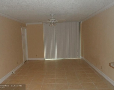 10725 Cleary Blvd - Photo Thumbnail 12