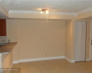 10725 Cleary Blvd - Photo Thumbnail 4