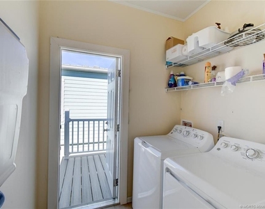 421 E Intercoastal Drive - Photo Thumbnail 20