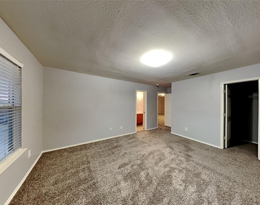 2125 Biggs Street - Photo Thumbnail 13