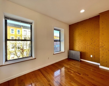 422 East 118th Street - Photo Thumbnail 10