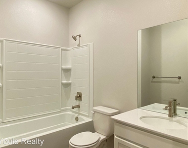 557 Vicot Way - Unit F - Photo Thumbnail 42