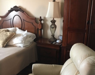 10645 W Oakmont Dr Master Bedroom - Photo Thumbnail 0