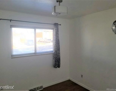 3400 R Mowry Pl - Photo Thumbnail 8