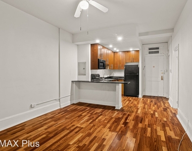 1324 Locust St Unit 825 - Photo Thumbnail 6