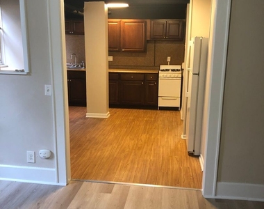 1615-1625 East Ave - Photo Thumbnail 10