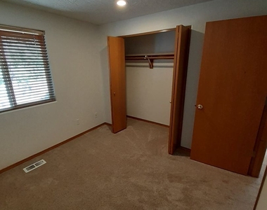 4721 Sw Brugger St. - Photo Thumbnail 5