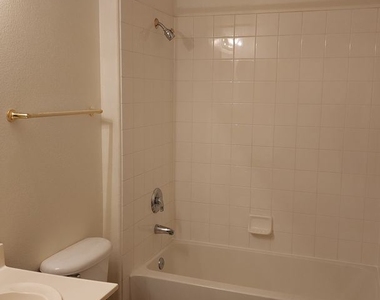 3940 Quiet Pine Street #103 - Photo Thumbnail 27