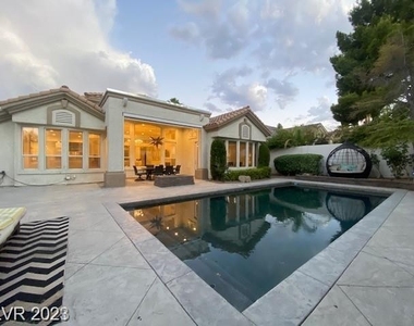 8800 Bonta Court - Photo Thumbnail 2