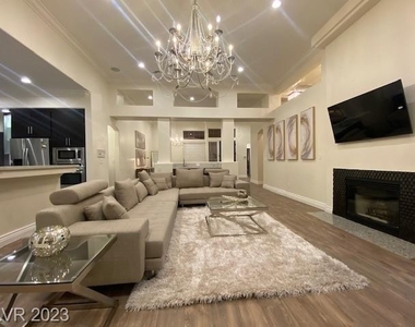 8800 Bonta Court - Photo Thumbnail 4