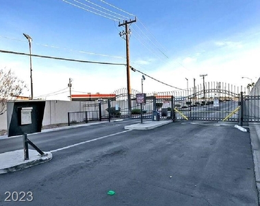 2698 Ruthe Duarte Avenue - Photo Thumbnail 2