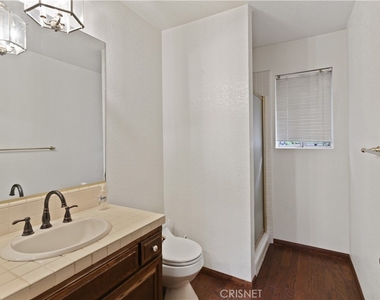 3235 Laurel Canyon Boulevard - Photo Thumbnail 10