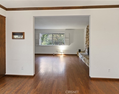 3235 Laurel Canyon Boulevard - Photo Thumbnail 4