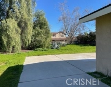 10444 Andora Avenue - Photo Thumbnail 20