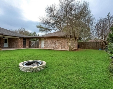 7202  Squirrel Oak Cir - Photo Thumbnail 33