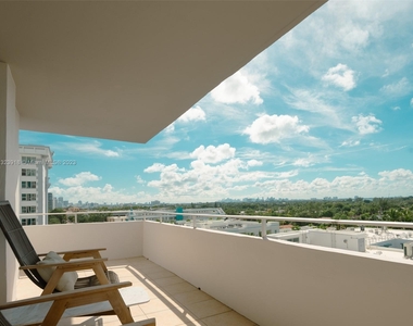 9225 Collins Ave - Photo Thumbnail 15