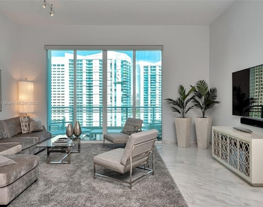 900 Brickell Key Blvd - Photo Thumbnail 35