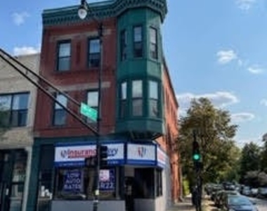 2559 W North Avenue - Photo Thumbnail 10