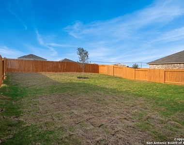 9331 Aniston Bluff - Photo Thumbnail 15