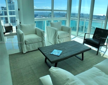 950 Brickell Bay Dr Apt 5110 - Photo Thumbnail 17