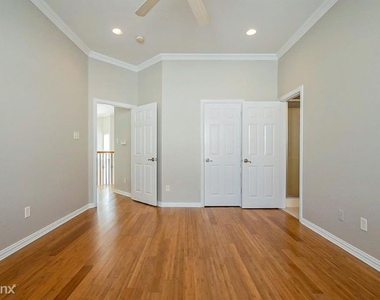 2549 Rue De Vl, Irving, Tx - Photo Thumbnail 9