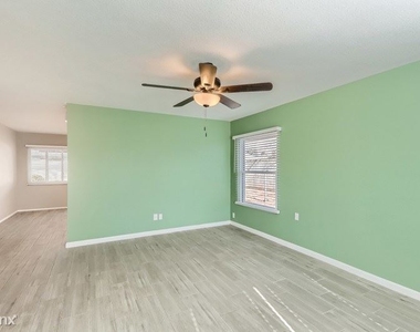 5612 W Golden Lane Unit - Photo Thumbnail 5