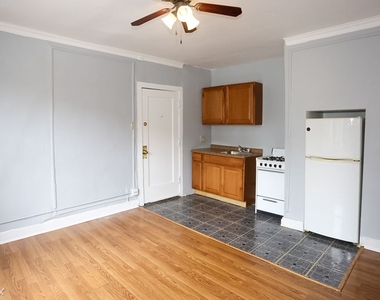 4735 N. Beacon, Unit 802 - Photo Thumbnail 3