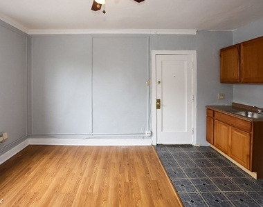 4735 N. Beacon, Unit 802 - Photo Thumbnail 4