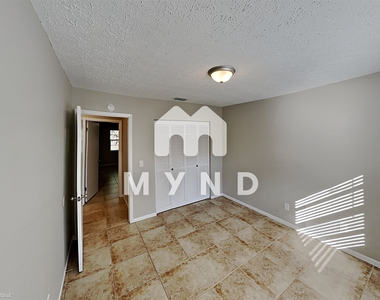 7707 Jodi Lynn Dr - Photo Thumbnail 10