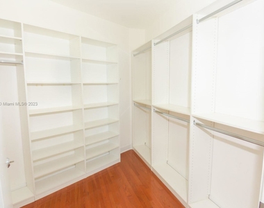 18911 Collins Ave Apt 2802 - Photo Thumbnail 7