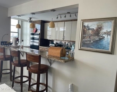 18041 Biscayne Blvd Apt 1104 - Photo Thumbnail 6