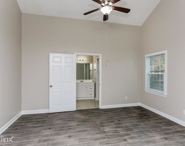 5576 R Weatherford Road - Photo Thumbnail 7