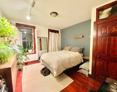 631 Sterling Place - Photo Thumbnail 3