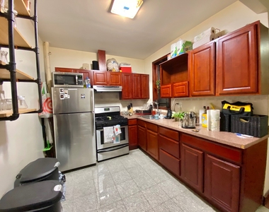631 Sterling Place - Photo Thumbnail 7