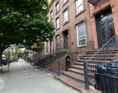 636 St Marks Ave  - Photo Thumbnail 9