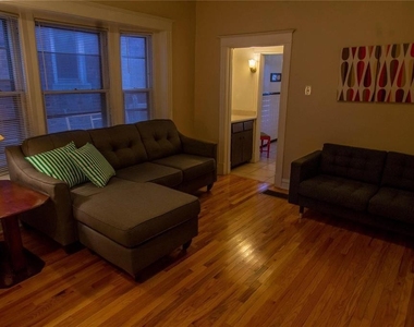 6009 Kingsbury Avenue - Photo Thumbnail 1