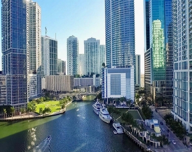 200 Biscayne Boulevard Way - Photo Thumbnail 24