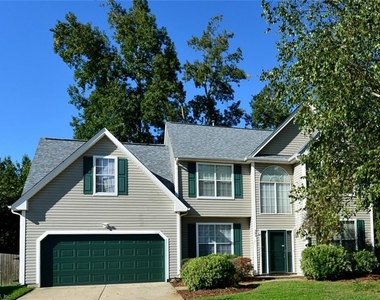 505 Lynnfield Road - Photo Thumbnail 1