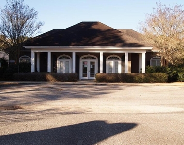 1050 Hillcrest Road - Photo Thumbnail 0