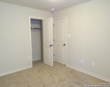 6950 Lakeview Dr - Photo Thumbnail 26