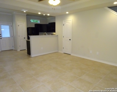 6950 Lakeview Dr - Photo Thumbnail 2