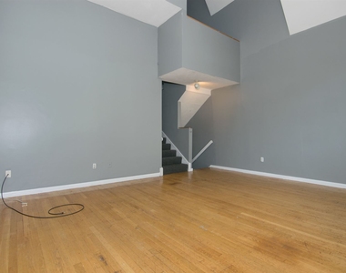 139 Glenville Ave - Photo Thumbnail 28