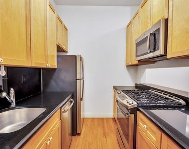 121 Madison Street # 5C - Photo Thumbnail 3