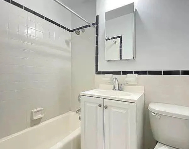 303 East 90th Street - Photo Thumbnail 3